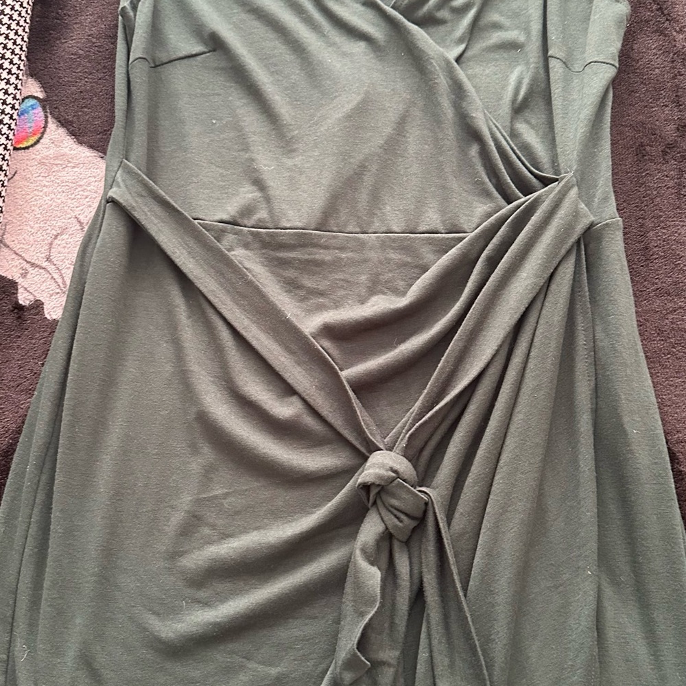 Dress - Picture 3 of 7